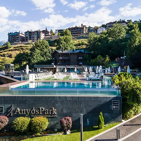 Appart hôtel Anyospark Mountain & Wellness 4*